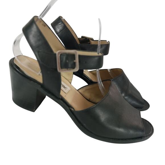 APOSTROPHE! "GABBY" BLACK GENUINE LEATHER OPEN TOE, ANKLE STRAP SANDALS! SZ 8M - Picture 1 of 10